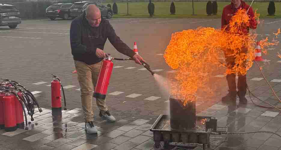 Ausbildung für Brandschutzhelferinnen und Brandschutzhelfer 2024